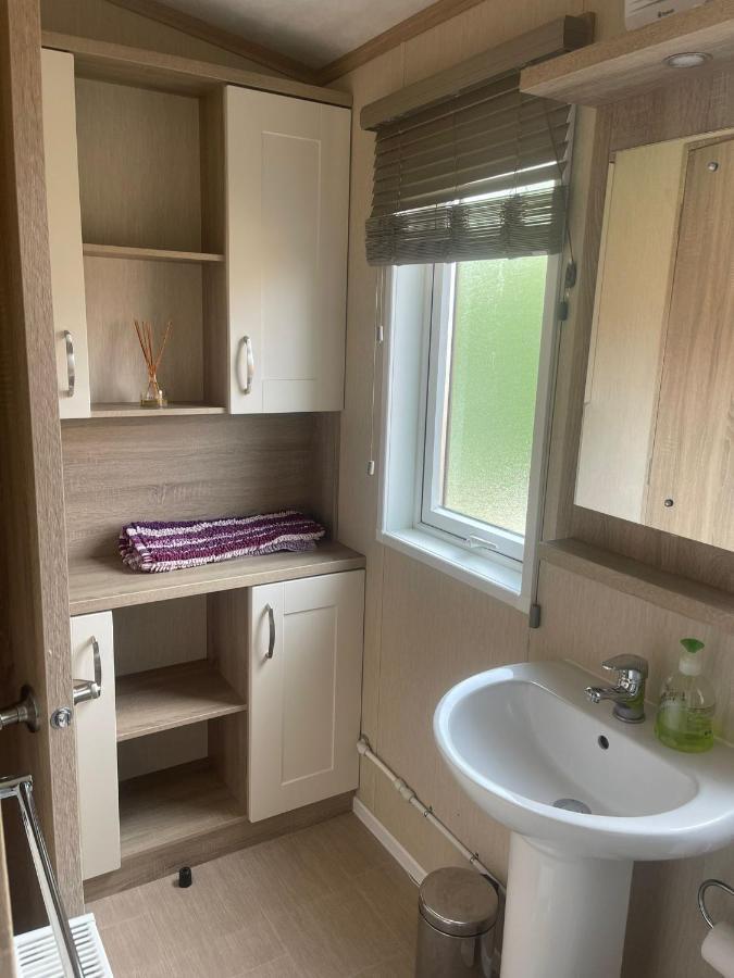 Fern Lodge With Hot Tub Stonham Aspall المظهر الخارجي الصورة